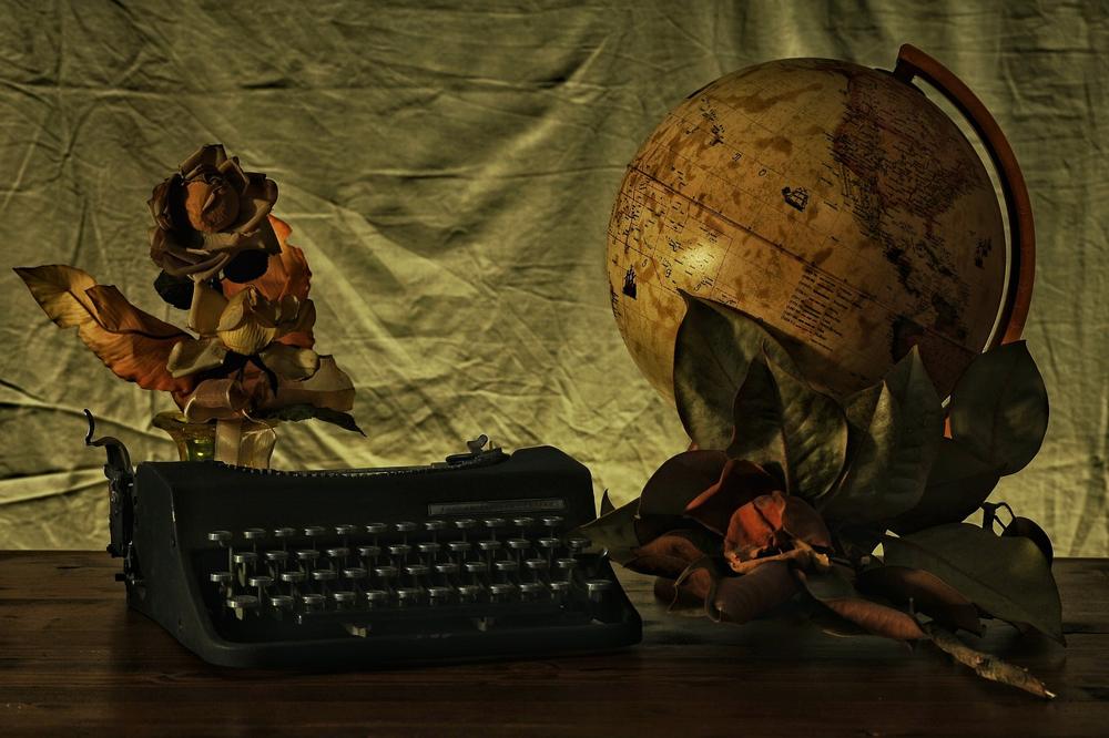 Writing desk 